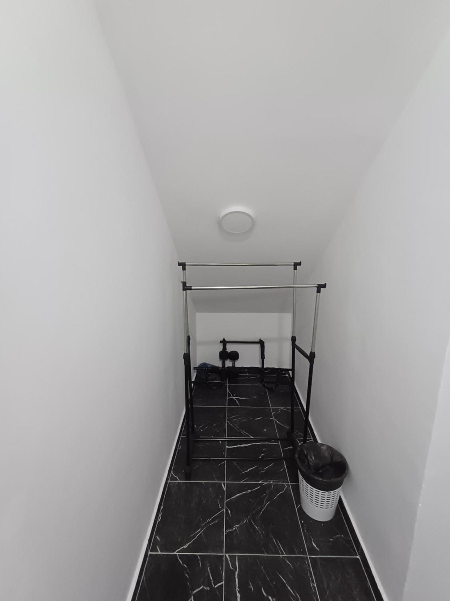 Peaceful Apartment Pluzine Bagian luar foto